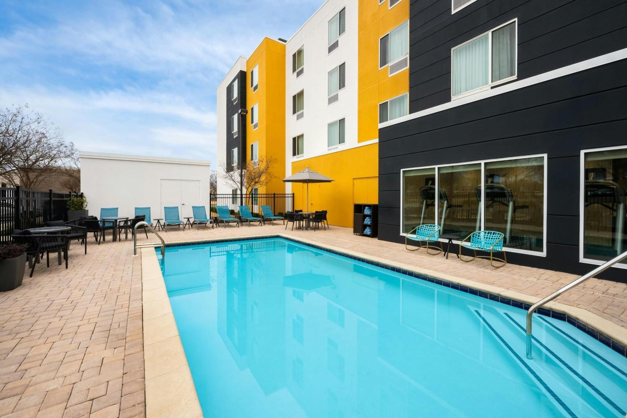 Towneplace Suites By Marriott Montgomery Eastchase Bagian luar foto