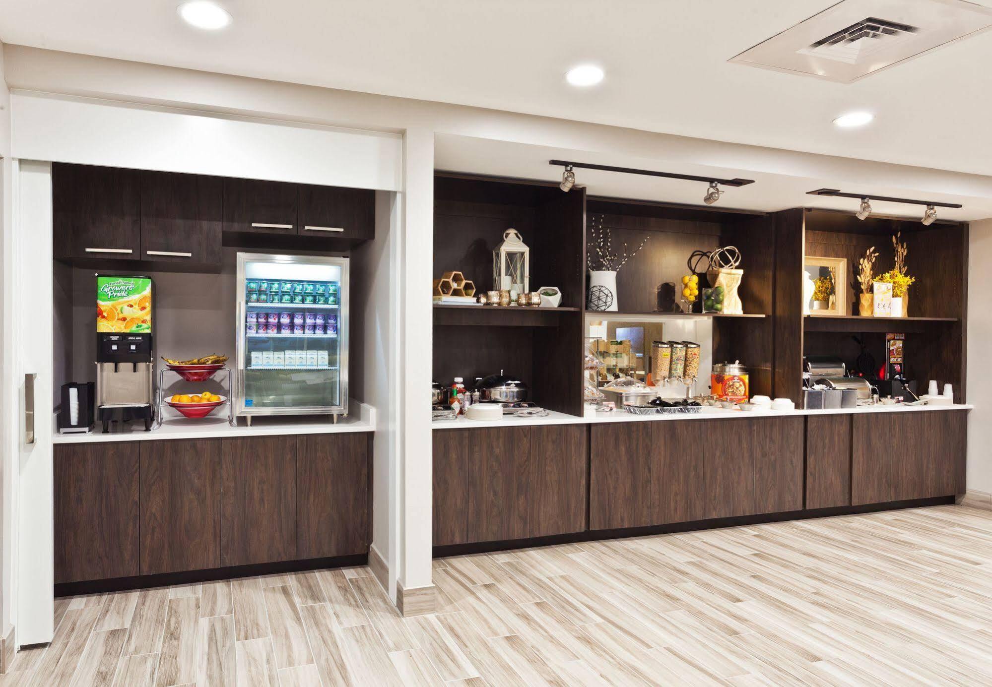 Towneplace Suites By Marriott Montgomery Eastchase Bagian luar foto